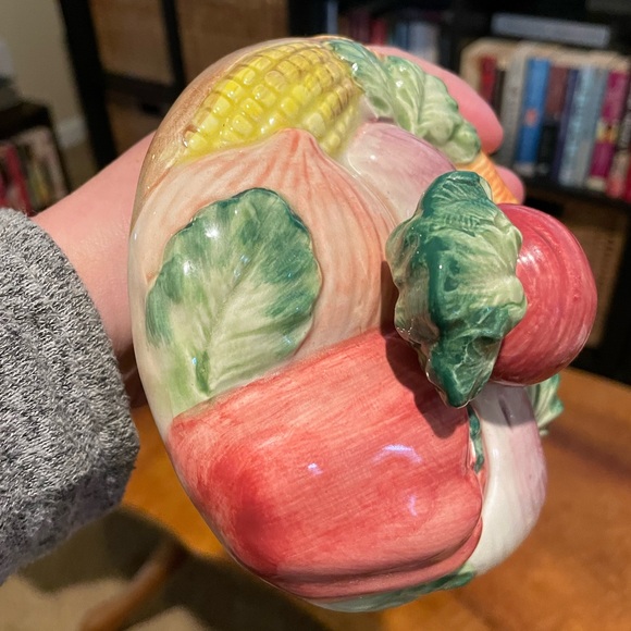 🏝️Big $5 Sale!🏝️ Fitz and Floyd Stoneware Vegetable Basket with Lid - Picture 2 of 8